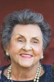 Andrea Eastman's Instagram, Twitter & Facebook