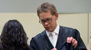 Michel waldschmidt (born june 17, 1946 at nancy, france) is a french mathematician, specializing in number theory, especially transcendental numbers. 206 Verhandlungstag 19 05 2015 Vorwurf Provokatives Grinsen Nsu Prozess Br24 Br De