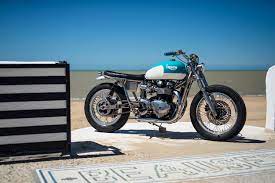 Pin On Triumph Cafe Racers Bobbers And Scramblers