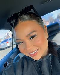 Life lately: Rebrand 2025 💖✨🙏🏽 This time, with Jesus at the center.  #Fitness #Latina #GirlPower #WomenWithFaith #GlowUp #SelfLove #Rebrand2025  #FaithJourney #HealthGoals #LatinaFitness #StrongWomen #WomenEmpowerment  #FaithFirst #JesusLovesYou ...