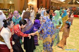 On the morning of the festival, the muslims wear their new clothes and. Brunei S Royral Family Celebrate Hari Raya Aidilfitri Festival Asia Pacific Daily Breaking News Asia Pacific World China Business Lifestyle Travel Special Report Video Photo