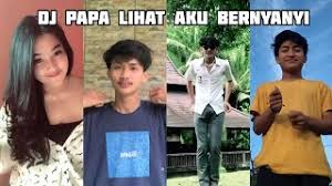 Download lagu papa liat aku bernanyi mp3 dan mp4 video dengan kualitas terbaik. Download Lagu Lagu Papa Lihat Aku Bernyi Mp3 Gratis Download Lagu Gratis