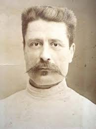 1111 THE SWORD JULY13.indd