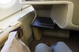 A successful business plan includes sleep. Review Singapore Airlines A380 Old Business Class Sin Bom