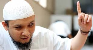 Novel baswedan lahir di semarang, 22 juni 1977 ini merupakan lulusan akademi kepolisisan tahun 1998. Novel Baswedan Urges The Public To Support Jokowi Because Of It Exbulletin