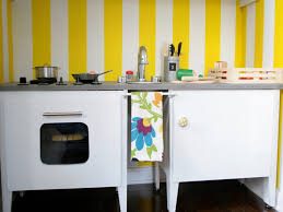 7 eco friendly play kitchen sets