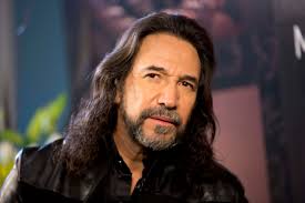Cuál es la fortuna actualizada de Marco Antonio Solís “El Buki”?
