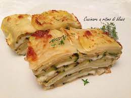 Guarda la ricetta millefoglie di branzino con zucchine e patate direttamente dal cooking show con martino scarpa al maxì superstore di musile di piave. Millefoglie Di Patate Zucchine E Mozzarella Cucina A Ritmo Di Blues Ricette Idee Alimentari Cucinare Le Verdure