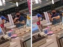 Malaysian Baskin Robbins Employee Praised For Serving Deaf Customer Despite Initial Difficulty Communicating Video Life Malay Mail