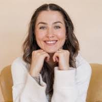 Greta Moser's Instagram, Twitter & Facebook