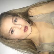 Francine Eldridge's Instagram, Twitter & Facebook