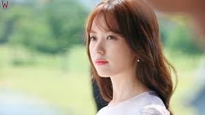 Korean Actress Hyo Joo Han aka Han Hyo Joo Picture Gallery