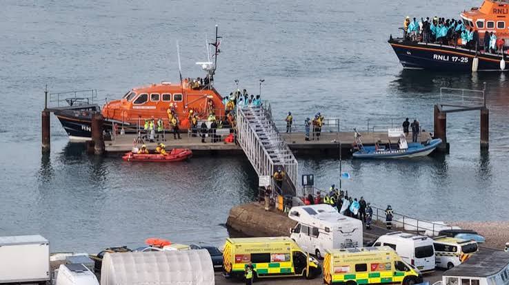 RNLI boat denied entry to ports and threatened with legal action after picking up 140 migrants in English Channel