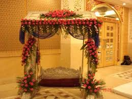 Indian Wedding Jhula Swing For Mehandi Or Haldi Ceremony Wedding Backdrop Decorations Flower Decorations Diy Traditional Wedding Decor