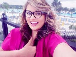 Jeannine Clutter's Instagram, Twitter & Facebook