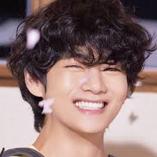 Kim taehyung has been stealing hearts since childhood. Kim Taehyung Smiling Taehyung Smile Kim Taehyung Taehyung