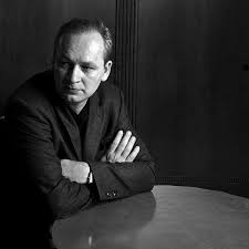 Ist rechtlich richtig auch immer mit unserem moralischem empfinden in einklang zu bringen? Ferdinand Von Schirach Author Of Verbrechen