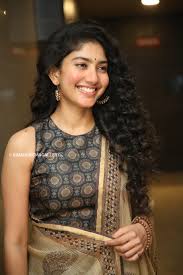 Dr athira harikumar wearing saree styled by saranya jeebu. Sai Pallavi Actress Photos Stills Gallery