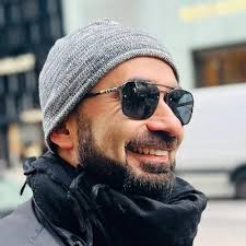 Ian Lopshire (@IanLopshire)