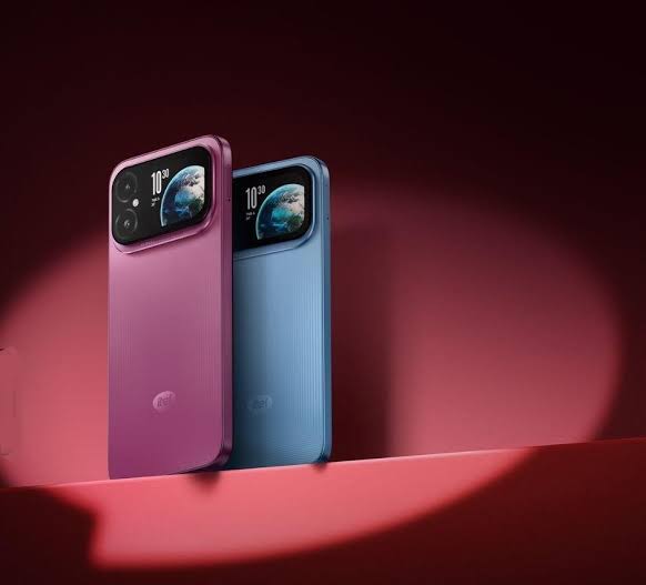 Itel A300+ Bawa Dua Layar dan Baterai 7.000mAh Dijual Rp2 Jutaan di Indonesia | Selular.ID