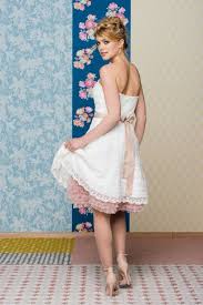Pin Von Hochzeitsblume Auf Standesamt Brautkleid Brautmode Brautkleid Standesamt Braut