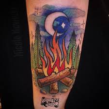 Room улица правды 22/14, saint petersburg, leningrad oblast. Camp Fire Tattoo Zoo