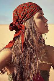 22 Very Old Trends I M Still Wearing Today Scarf Hairstyles Hair Scarf Styles Hair Styles