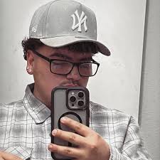 Need a little bit of help! Just dropped engine back in started a handful of  times but went to start again but nothing. There's no power to the ECU,  distributor, or ignition