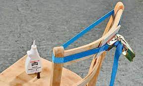 Check the nuts, bolts, and screws. Kaputter Stuhl Selbst De