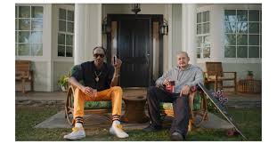 Snoop dogg announces the release of his first nft collection: Vivint Teams Up With Snoop Dogg In New Ad Campaign Showcasing A Hassle Free Smart Home Experience Business Wire