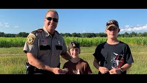 Brothers find deputy's lost badge after 30 years