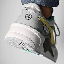Puma Baskets Mercedes Amg Petronas Rs X3 306499 Mercedes Team Silver Sunny Lime White Laboutiqueofficielle Com