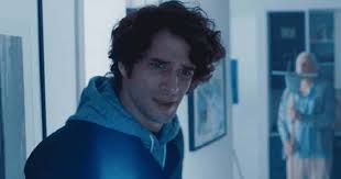 Дональд сазерленд, тайлер пози, роберт ри'чард и др. Movie Review Horror Thriller Alone Gives Us Zombies For Halloween Tbr News Media