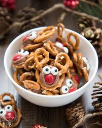 If you want to use the candy sprinkles, sprinkle them over. 30 Easy Homemade Christmas Candy Recipes Your Kids Will Love