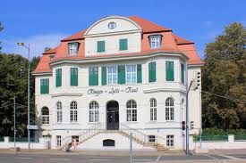 Gästen der ferienwohnung 534 steht der fahrradkeller und der kinderspielplatz in der ferienanlage. Konigin Luise Haus Probstheida Stadt Leipzig Artikel Artikel Berichte