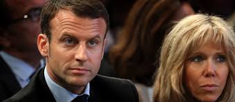 On disait dans les dîners parisiens que j'étais homosexuel. Emmanuel Macron Ne Rit Plus Du Tout A Propos De Son Homosexualite Presumee Codes De Gay