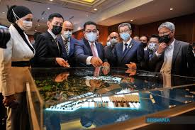 According to convention, the chief minister is the leader of the majority party or largest coalition party of the malacca state legislative assembly. Bernama Lbs Poised To Explore Opportunities With China For Melaka Reclamation Project