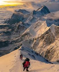 Sunrise From 8700m On Mount Everest Everest Base Camp Trek Mount Everest Nepal Travel