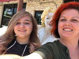 Hairport, 1108 Chestnut St, Bastrop, TX 78602, US