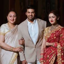 Arya Wiki Age Caste Wife Marriage Height Weight Family Movies Biowiki He predominantly works for tamil.