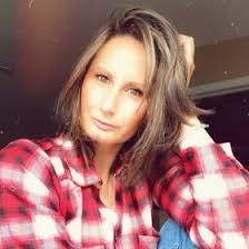 Adriana Hubert's Instagram, Twitter & Facebook