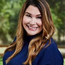 Laura Barta's Instagram, Twitter & Facebook