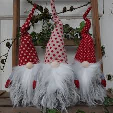 Weihnachtswichtel Hans Svend Und Orlof Weihnachtswichtel Weihnachtsbasteln Weihnachtliche Filzideen