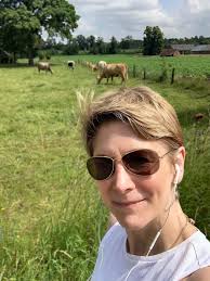 Sandra Kubik ♾️ Mamas • Beauty • Business (@sandi_befresh) • Threads, Say  more