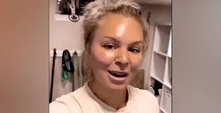 Krista Haynes's Instagram, Twitter & Facebook