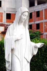 Les apparitions de marie sont remarquables. La Statue De La Vierge Marie A Medjugorje Banque D Images Et Photos Libres De Droits Image 46013967