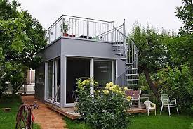 Mit Maisstarke Und Spitze Den Idealen Sichtschutz Furs Fenster Machen Haus Ideen Haus Kleine Hausideen