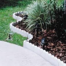 Oldcastle 15 75 In X 5 5 In X 2 In White Straight Scallop Concrete Edger 14200710 The Home Depot Edging Stones Concrete Edging Concrete Edging Garden Borders