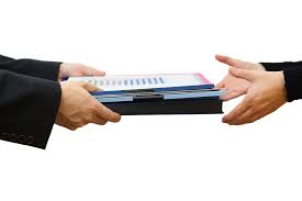 Whenever a person leaves an organization, it is a part of his duty to handover job to colleague. How To Prepare For A Smooth Handover