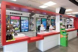 Pharmacie St Paul By Fahrenberger Pharmacie Fahrenberger Agencement Design Retail Montpellier Comptoir Desk Apothek Farmacia Pharmacy Scree Pharmacie